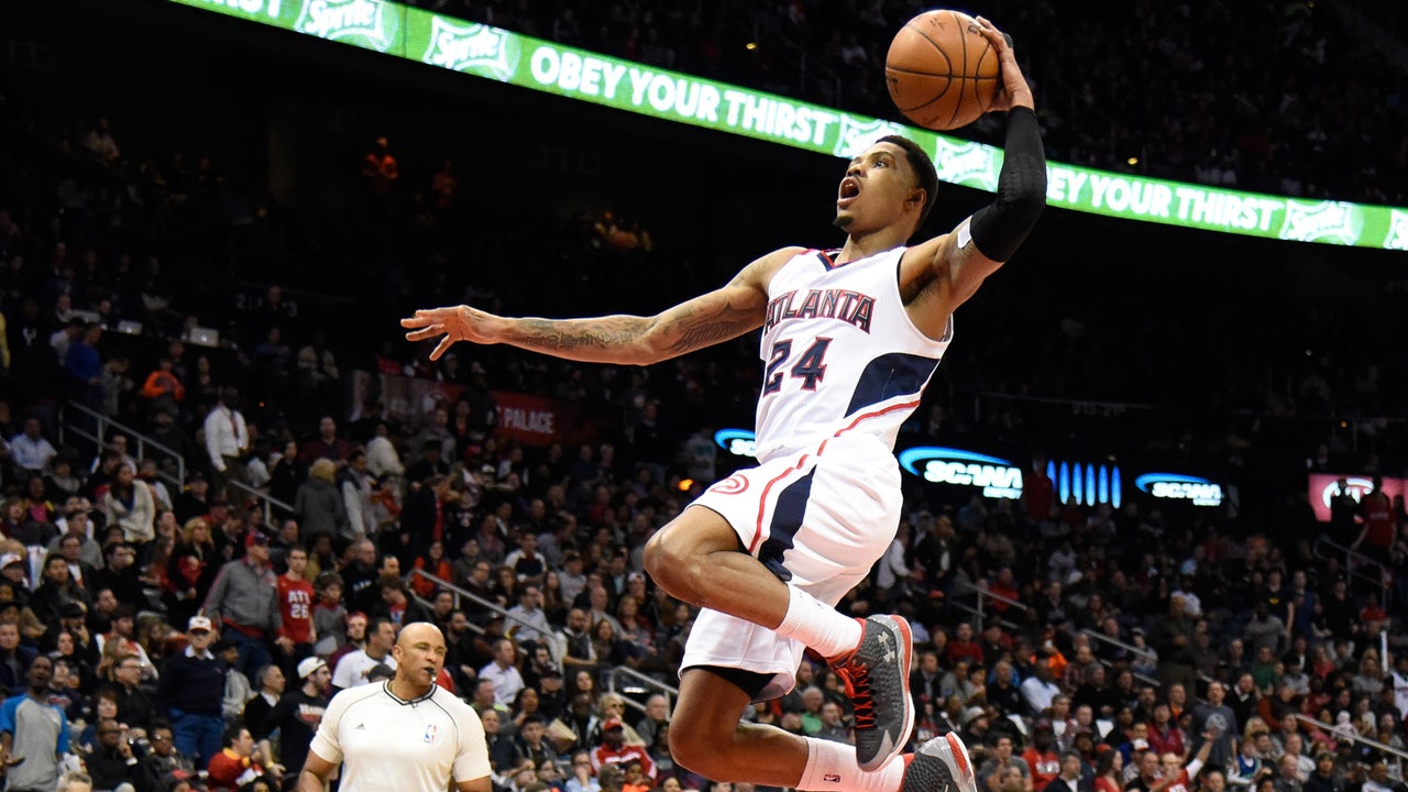 Court Vision: Hawks win 18th straight after explosive 4th quarter